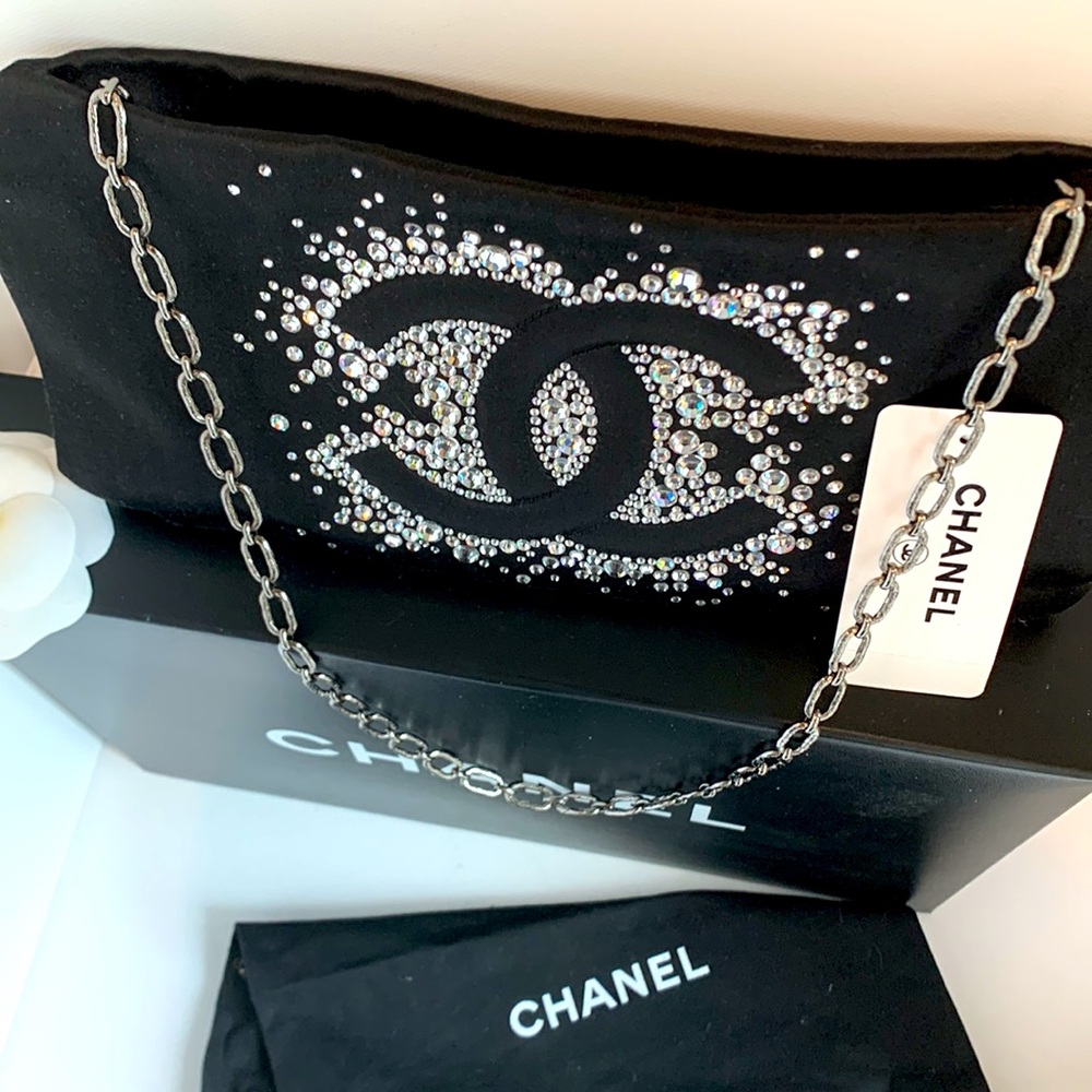 CHANEL 🖤 Rare Diamonte Swarovski Crystal Studded CC Black Satin Silk Chain Bag - Picture 3 of 16